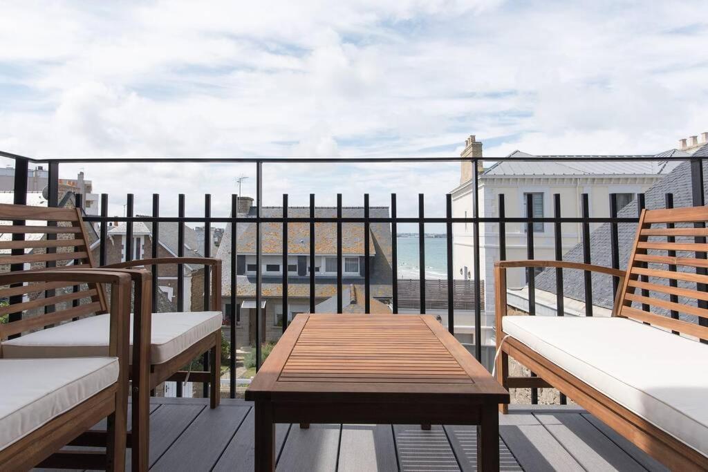 Appartement 4 Etoiles Vue Mer Et Bord De Plage Chez Odette Saint-Malo Bagian luar foto