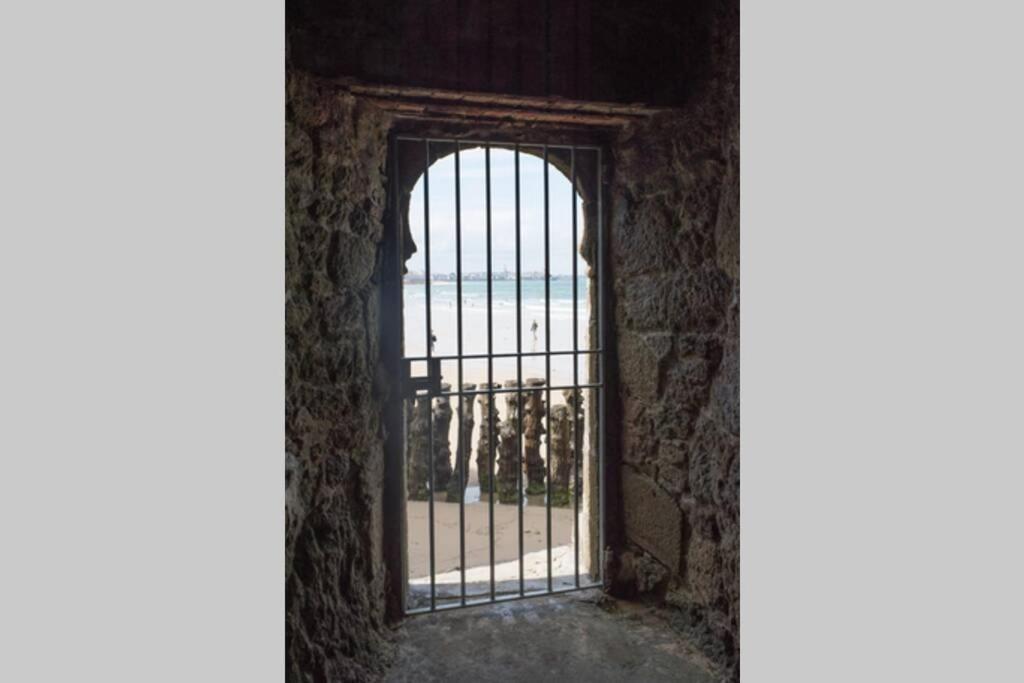 Appartement 4 Etoiles Vue Mer Et Bord De Plage Chez Odette Saint-Malo Bagian luar foto